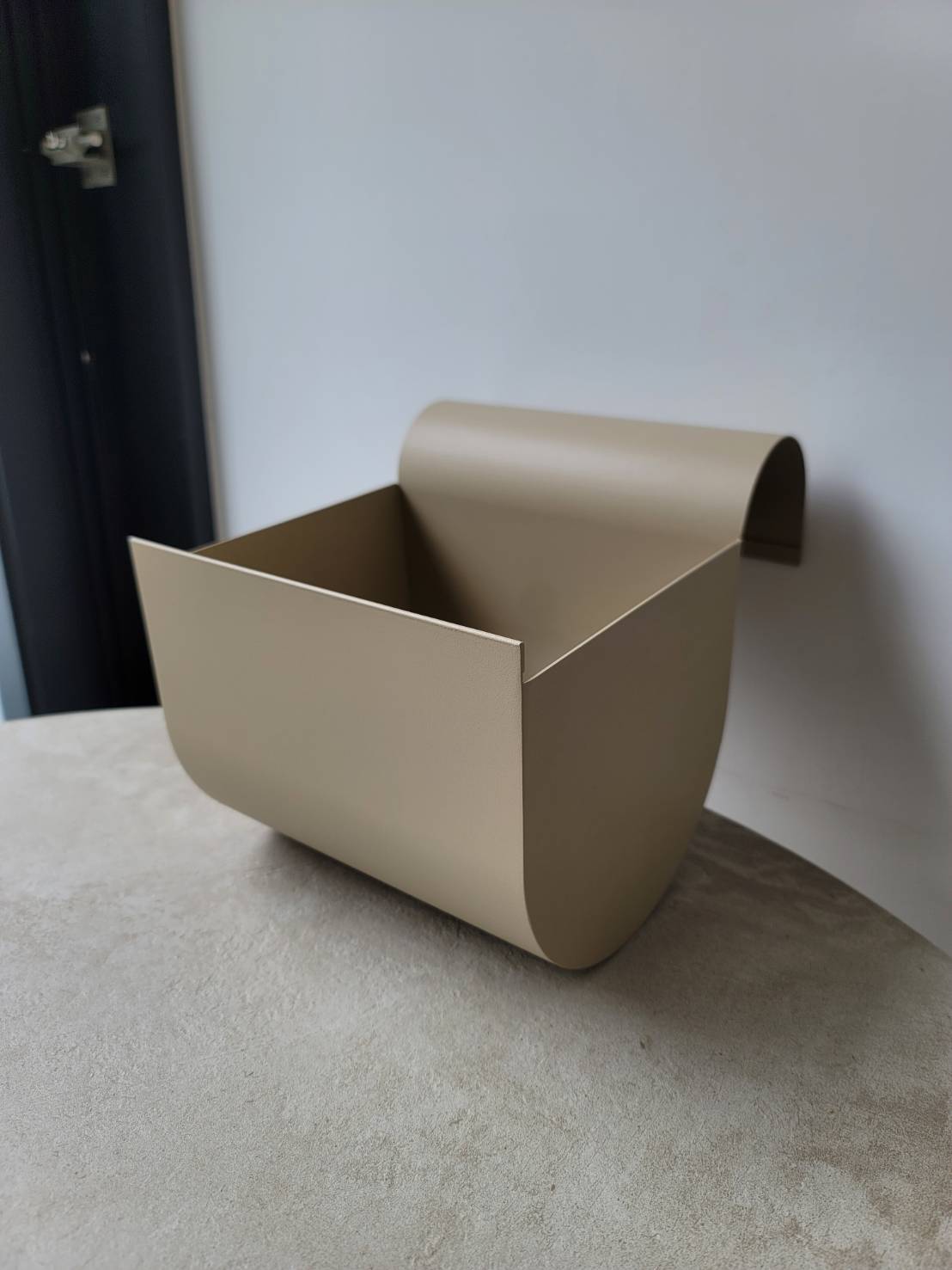 ferm LIVING - 陽台盆栽/收納盒 - Uma Small