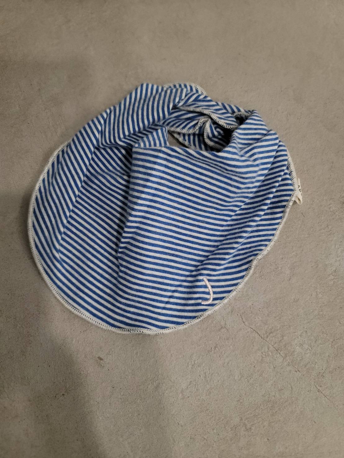 Gray Label - 口水巾 - Peanut