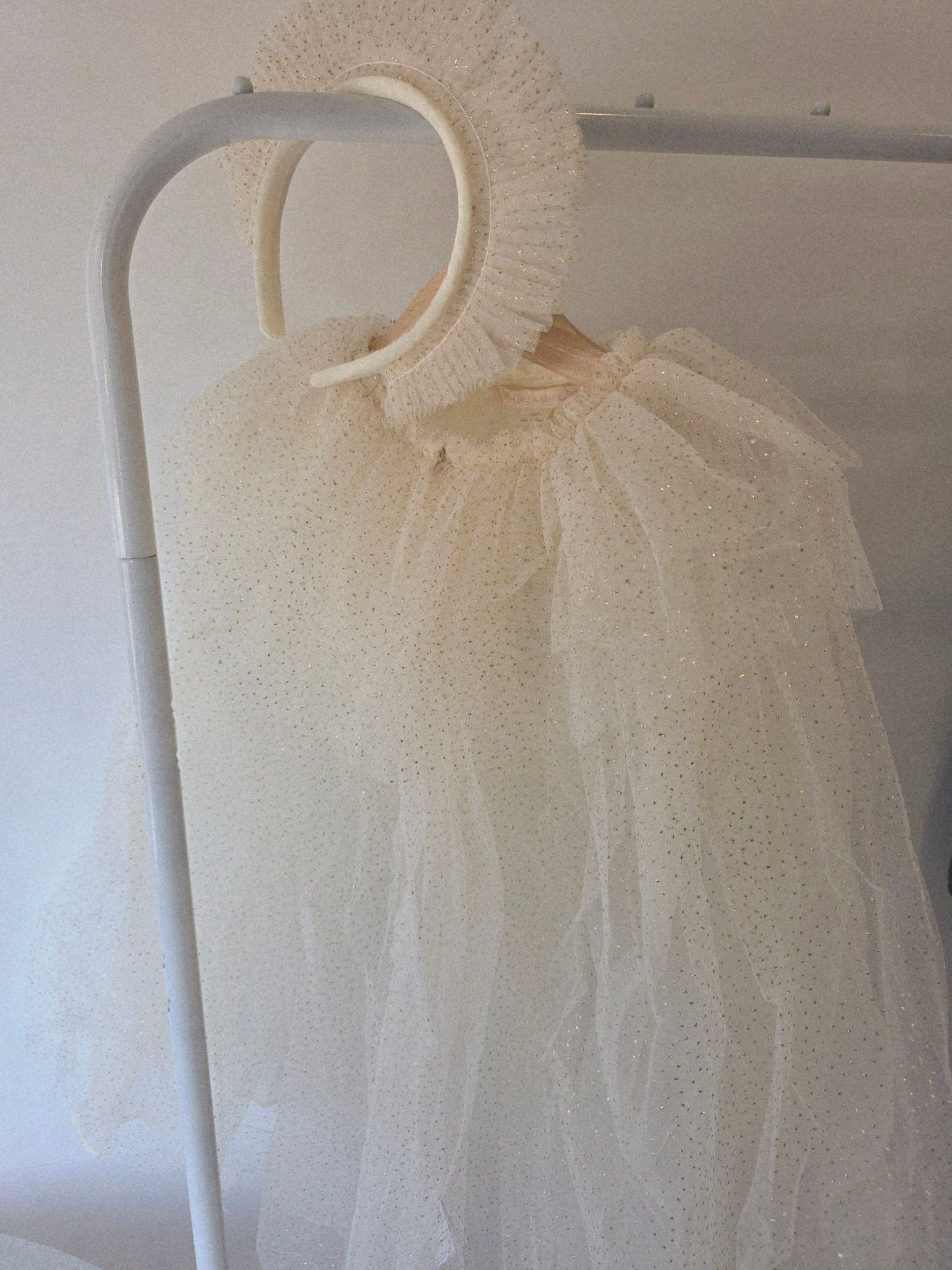 Konges Sløjd - 棉紗披風道具服裝 - buttercream