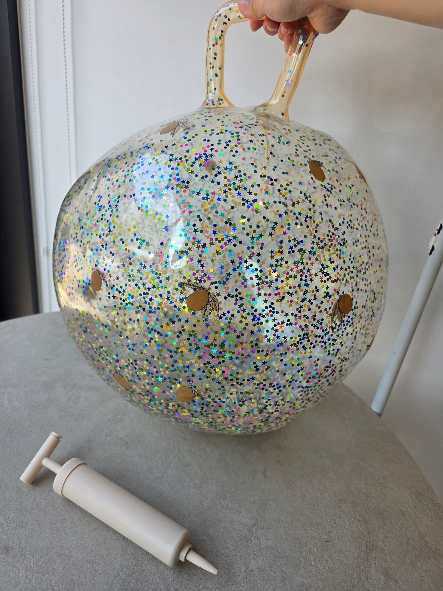 Konges Sløjd - 運動彈跳球 - cherry