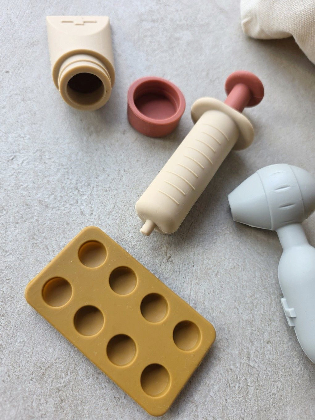 醫生玩具救護包