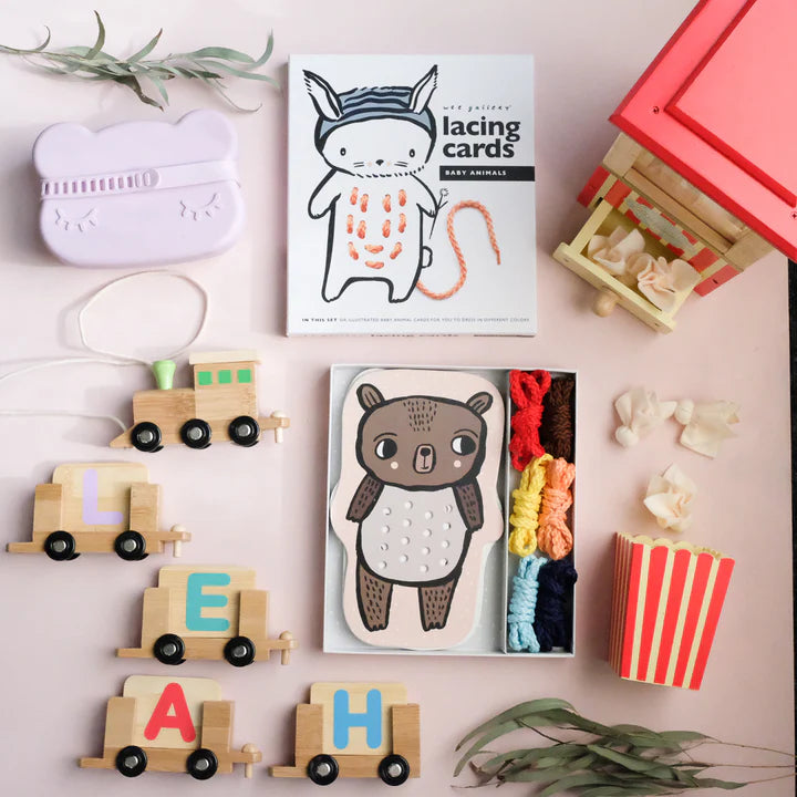 Wee Gallery - 穿線訓練小卡 - Baby Animals