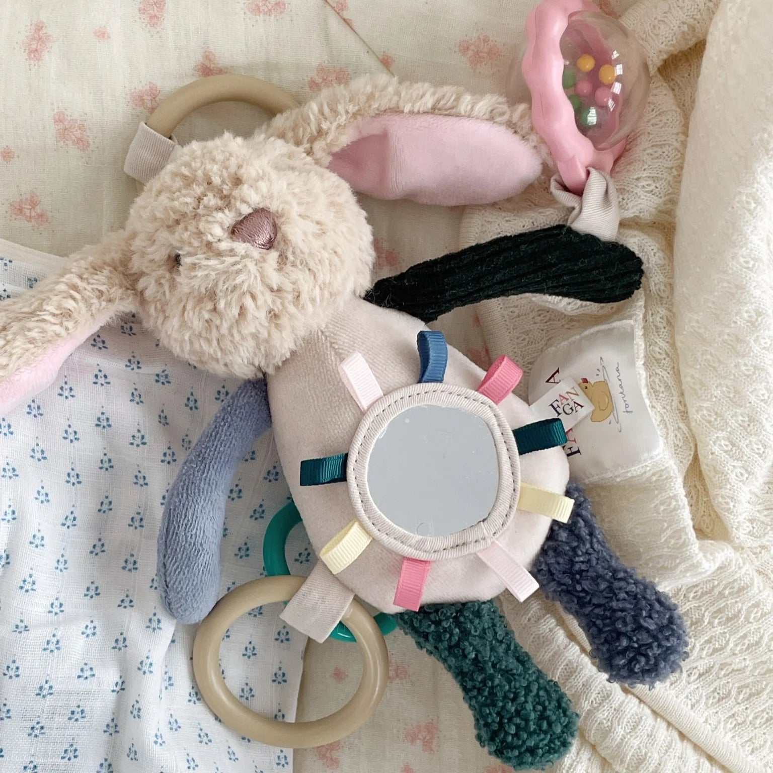 Konges Sløjd - 新生兒多感官手搖玩具 - bunny