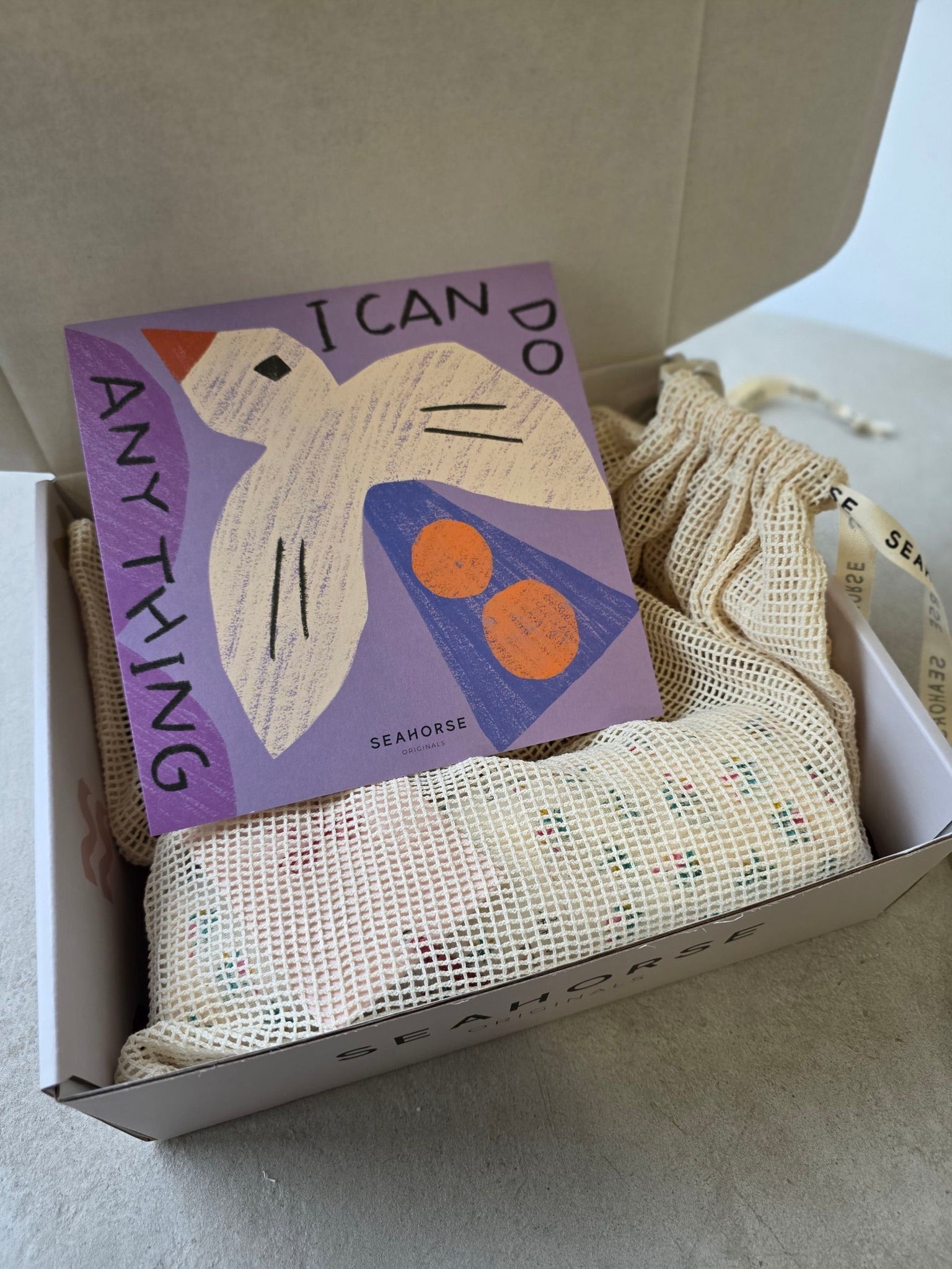 Seahorse Originals - 新生兒禮盒禮品組