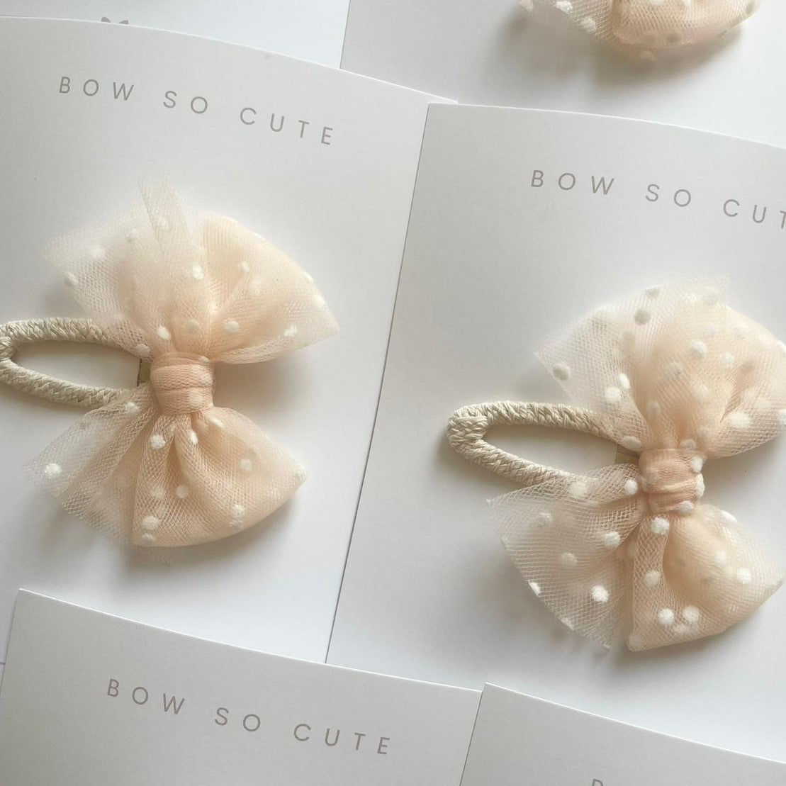 Bow So Cute - 包布髮夾單支 - Dotti Tulle