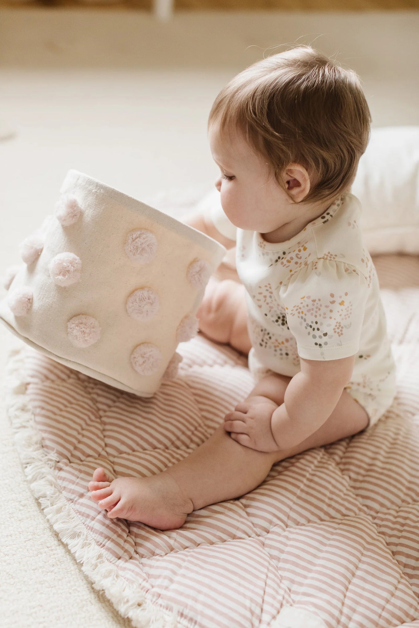 Pehr - 毛球帆布收納籃 - Blush