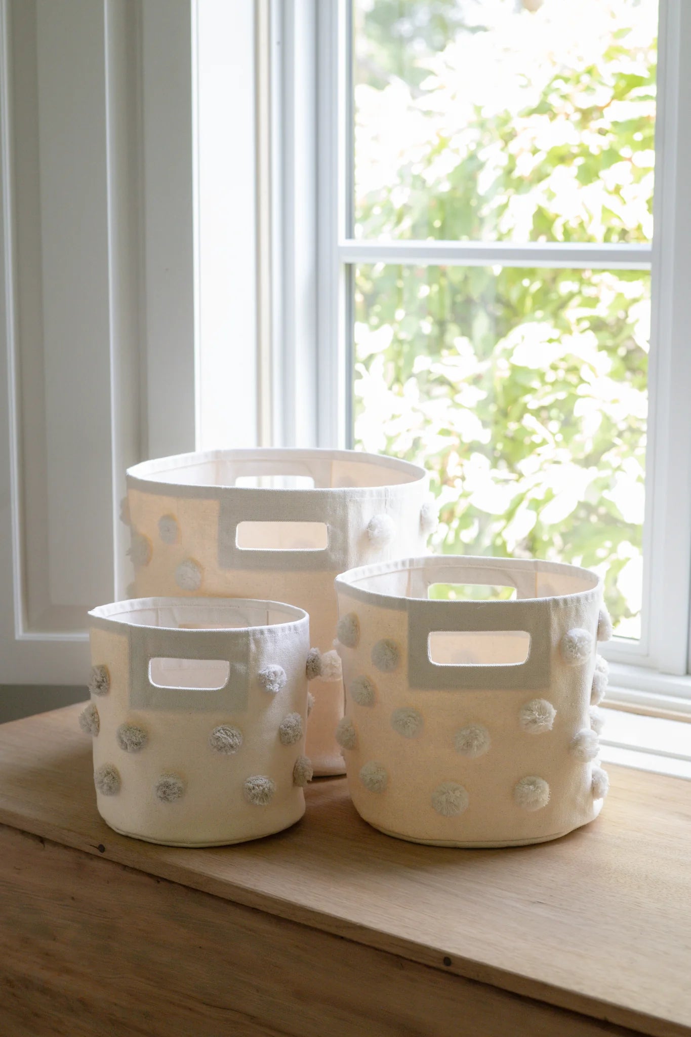 Pehr - 毛球帆布收納籃 - Natural